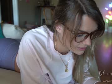 girl phoenix_taylor image #2085136