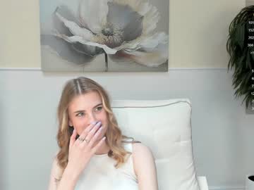 girl fannycullimore image #3984344