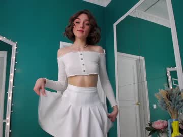 girl adelewilson__ image #1232984