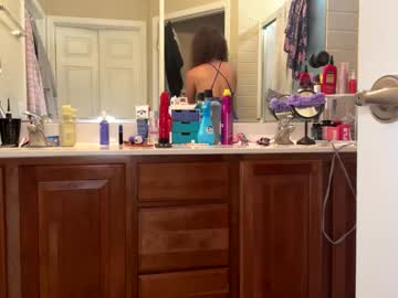 thickthighsdontlie naked cam