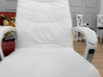 kan_sora naked cam