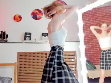 girl amber_jezebel image #1019127