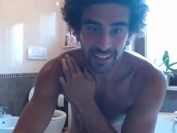 king_of_monkeys naked cam
