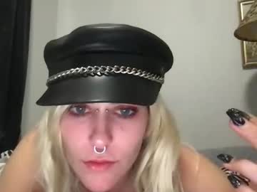girl eatmeimtasty image #2814415