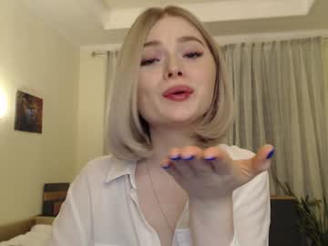 girl yvaine777 image #819632