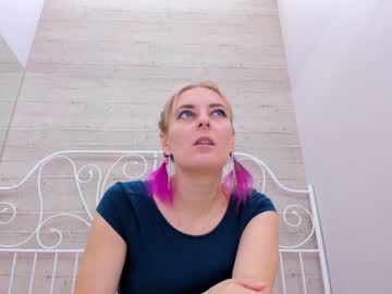 girl incrediblyomelia image #470797