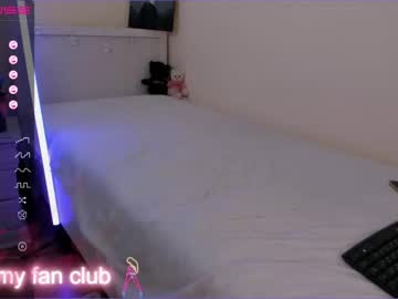 juliahoward naked cam