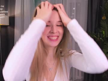 girl milablush image #3480325