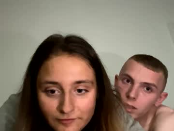 trixeyxo naked cam
