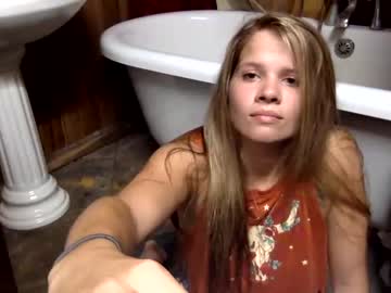 girl penelopehaze image #2206550