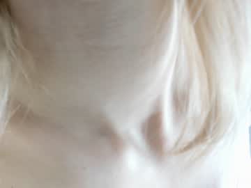 girl infinite_reality image #1072711