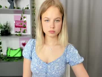 girl tenderness_18 image #4073980