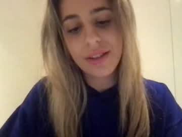 girl blaireisback image #3926522