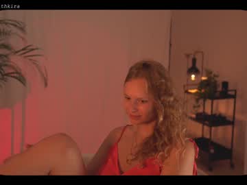 girl chillwithkira image #2042151