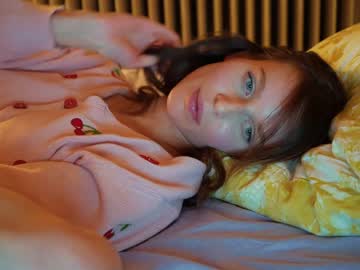 girl ellaa91 image #2900250