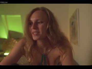 girl chillwithkira image #1731460