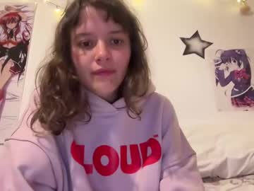 pikawiii naked cam