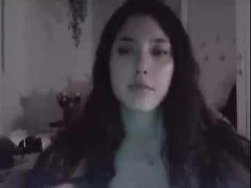 daddysgirllyy naked cam