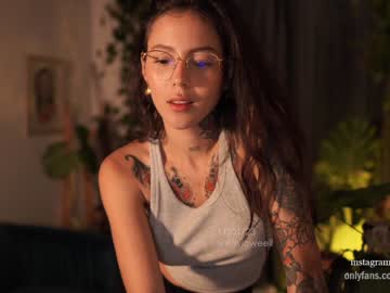 girl effyloweell image #3475344