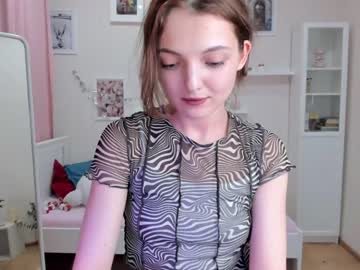 girl whereweland image #3403961