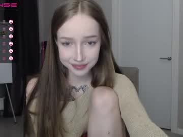 girl cringecringecringe image #1050174