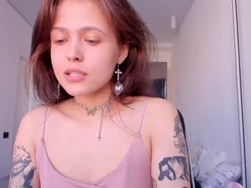 girl adriana_hill image #2116997