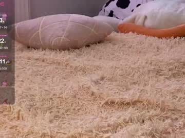 oliviiaoli naked cam