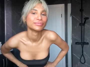 aniishaa naked cam