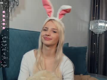 erleneganter naked cam