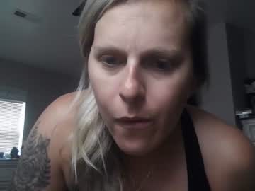girl thebrooknextdoor image #3991680