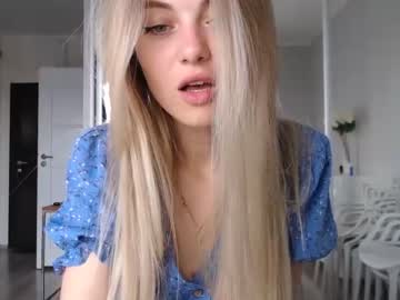 girl brilliantvictoria image #1570754