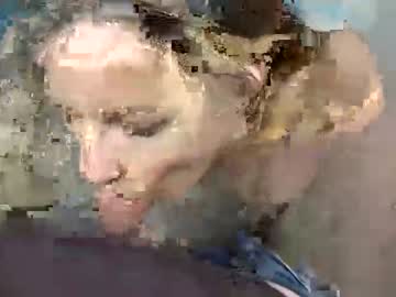couple canyoumakemesquirt image #1138550