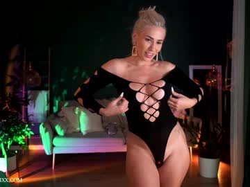girl provocatrixx image #2888317