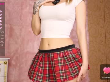 girl welcome2pleasureland image #3334005