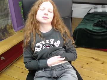 girl molly_redhead image #981586