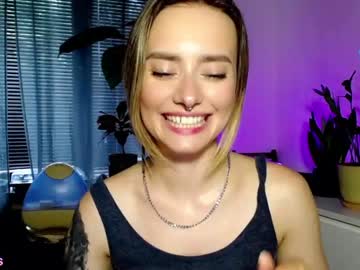 girl _yvie_ image #2296441